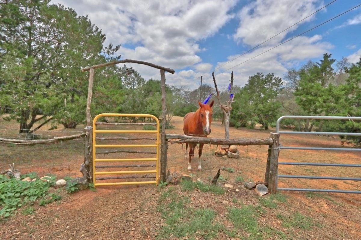 Three Horses Ranch Villa Johnson City Exterior photo